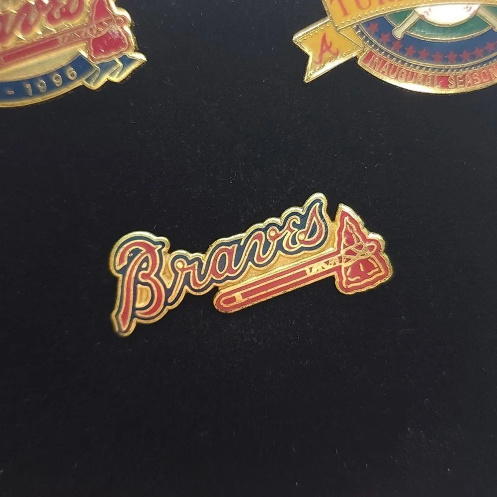 Braves Turner Field Inaugural Season Limited Edition Collector‎ Pin Set 492/1997
